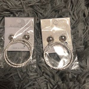 2 pair of earrings